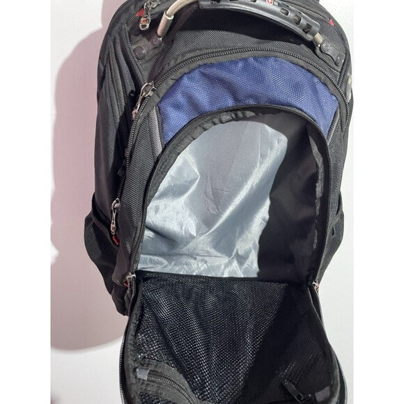 SwissGear Backpack Wenger Ibex 17” Laptop Multi zip Pockets Padded Straps Travel - Picture 3 of 8